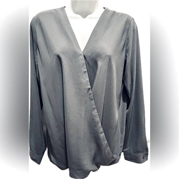 Port Authority Gray Women's Top - Picture 3 of 10